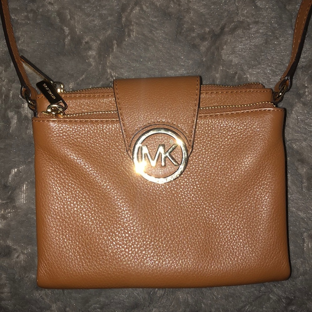 Michael Kors crossbody purse